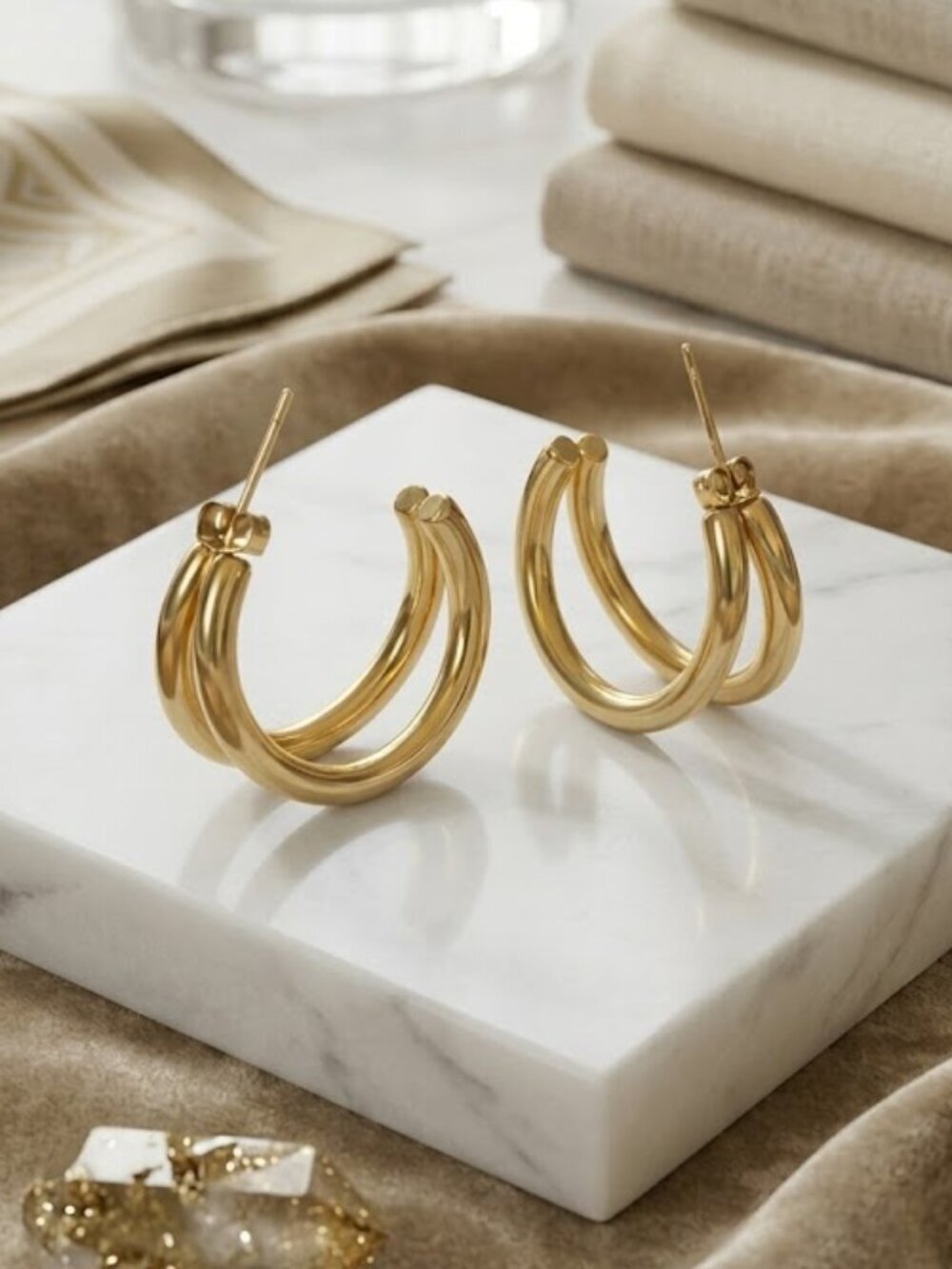 18K Gold Plated 316L Steel Chunky Double C Split Hoop Earrings 1" - Picture 8 of 16